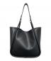 CHARLES & KEITH (チャールズアンドキース) Lyla ライラチューブラートートバッグ（XL） ブラック：8000円