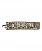 CHANELシャネル）の古着「ロゴラインストーンバレッタ」｜シルバー