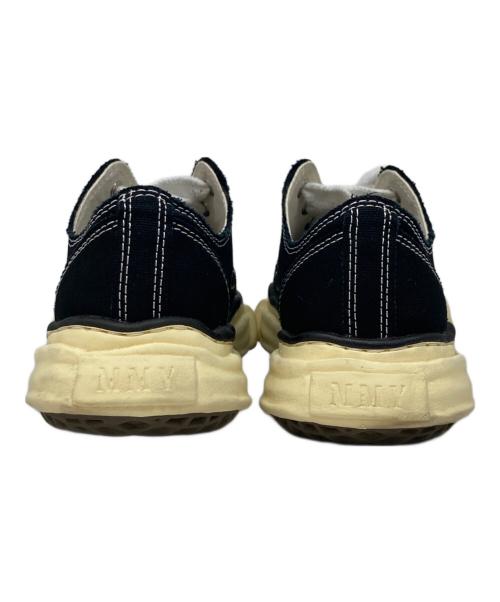 Maison MIHARA YASUHIRO（メゾン ミハラ ヤスヒロ）Maison MIHARA YASUHIRO (メゾン ミハラ ヤスヒロ) PETERSON LOW ローカット キャンバス スニーカー ブラック×ホワイト サイズ:41の古着・服飾アイテム