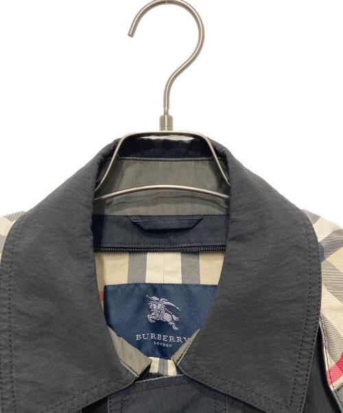 BURBERRY LONDON（バーバリーロンドン）BURBERRY LONDON (バーバリーロンドン) フーデッドコート ブラック サイズ:Ⅿの古着・服飾アイテム