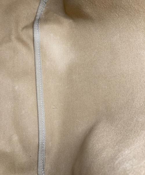 brady（ブレディ）brady (ブレディ) ARIEL TROUT LARGE／アリエルトラウト ラージ ベージュの古着・服飾アイテム