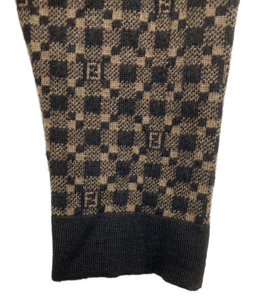 FENDI（フェンディ）FENDI (フェンディ) ズッカジャガードカーディガン ブラウン サイズ:48の古着・服飾アイテム