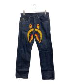 BAPE BY A BATHING APEベイプバイアベイシングエイプ）の古着「シャークデニムパンツ」｜インディゴ