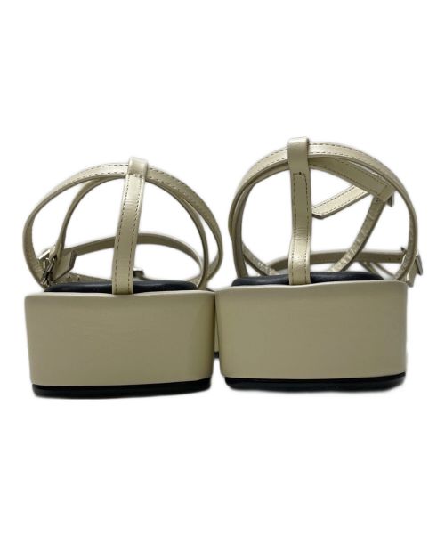 KINDER SALMON（キンダーサロモン）KINDER SALMON (キンダーサロモン) スポーツWEDGEサンダル アイボリー サイズ:EU36の古着・服飾アイテム