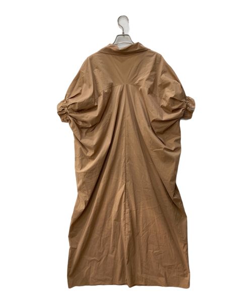 AK+1（エーケーワン）AK+1 (エーケーワン) スタンドカラー ジップ ワンピース　64-26-2595-632 ベージュ サイズ:38の古着・服飾アイテム