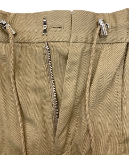 Lily Brown（リリーブラウン）Lily Brown (リリーブラウン) 2Wayスリットカーゴパンツ ベージュ 未使用品の古着・服飾アイテム