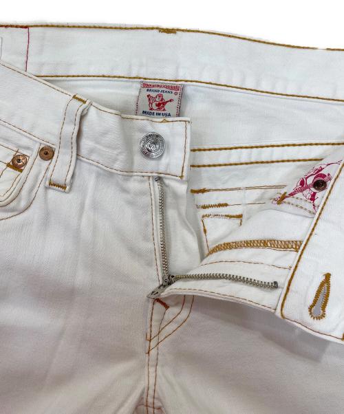 TRUE RELIGION（トゥルー レリジョン）TRUE RELIGION (トゥルー レリジョン) RICKY フレアデニム ホワイト サイズ:Ｗ31の古着・服飾アイテム