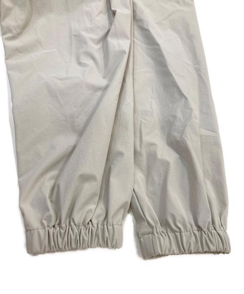 23区（ニジュウサンク）23区 (ニジュウサンク) マウンテンパーカー ベージュ サイズ:32の古着・服飾アイテム