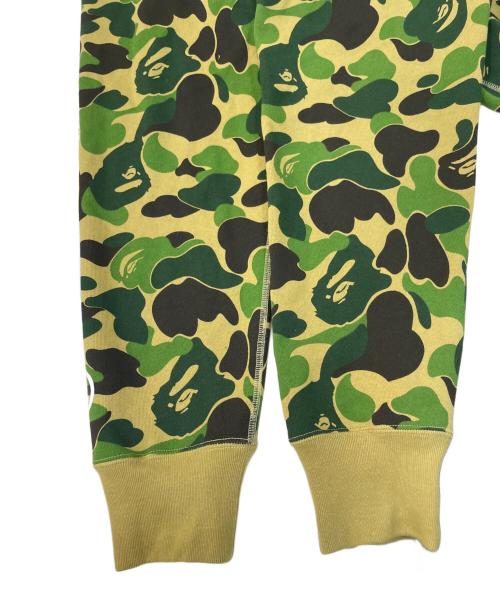 A BATHING APE（ア ベイシング エイプ）A BATHING APE (アベイシングエイプ) CAMO SHARK HARF ZIP PULLOVER HOODIE オリーブ サイズ:2XLの古着・服飾アイテム