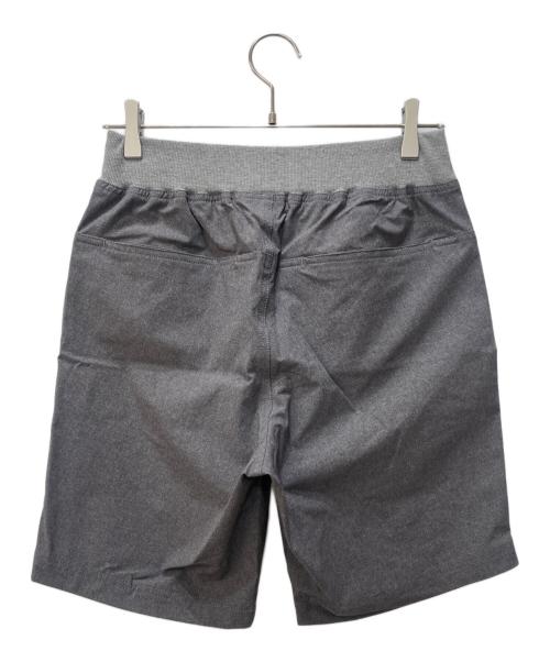 THE NORTH FACE（ザ ノース フェイス）THE NORTH FACE (ザ ノース フェイス) TRAINING RIB SHORT グレー サイズ:S 未使用品の古着・服飾アイテム