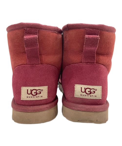 UGG（アグ）UGG (アグ) W CLASSIC MINI レッド サイズ:23の古着・服飾アイテム