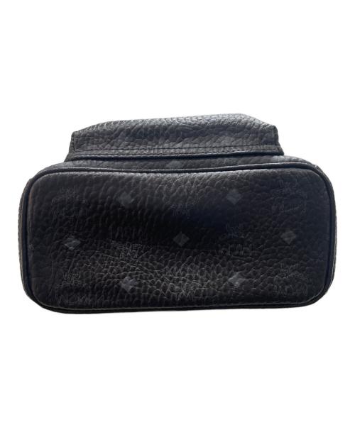 MCM（エムシーエム）MCM (エムシーエム) スタークヴィセトススタッズバックパック ブラックの古着・服飾アイテム