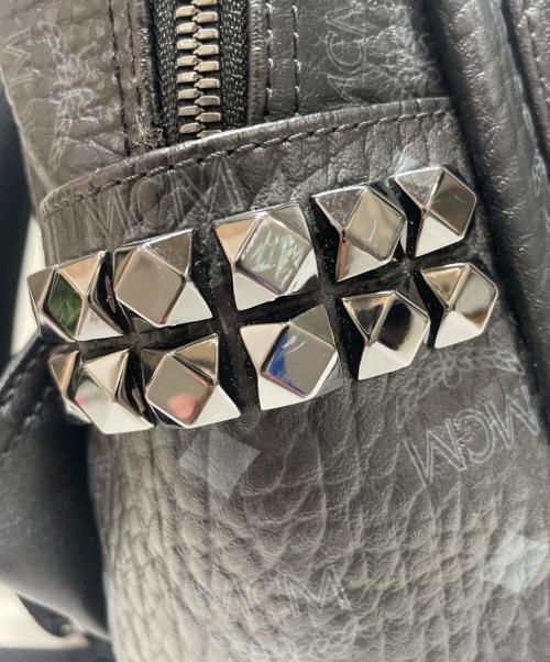 MCM（エムシーエム）MCM (エムシーエム) スタークヴィセトススタッズバックパック ブラックの古着・服飾アイテム