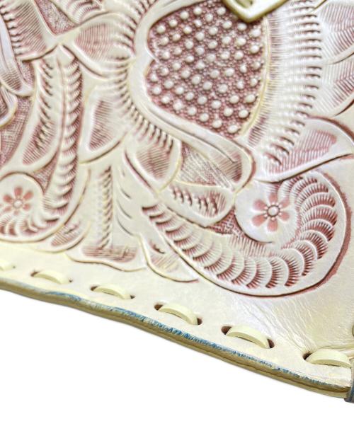 Carving Tribes（カービングトライブス）Carving Tribes (カービングトライブス) 型押しハンドバッグの古着・服飾アイテム