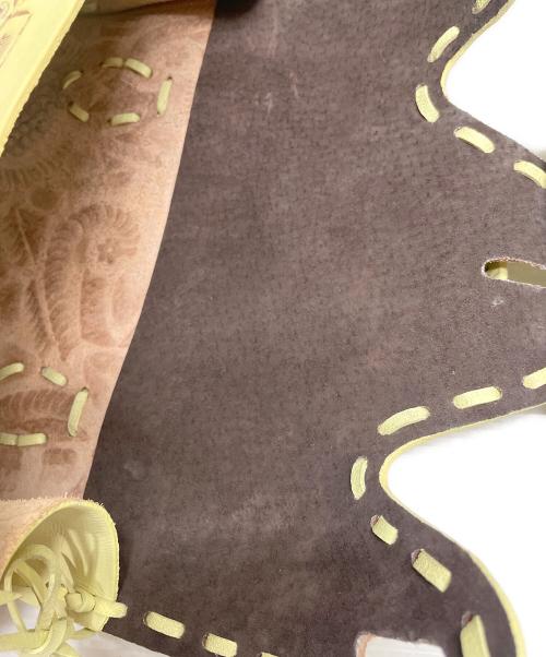 Carving Tribes（カービングトライブス）Carving Tribes (カービングトライブス) 型押しハンドバッグの古着・服飾アイテム