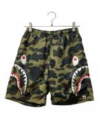 A BATHING APEア ベイシング エイプ）の古着「CAMO SIDE SHARK BEACH SHORTS」｜オリーブ