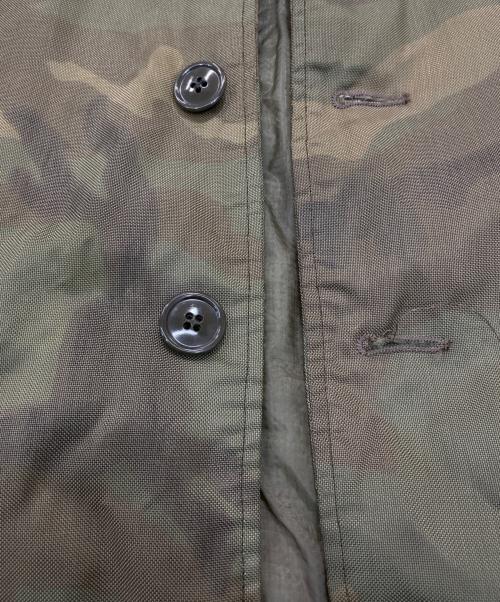 LOST WORLDS（ロストワールド）LOST WORLDS (ロストワールド) カモフラジャケット カーキ サイズ:Mの古着・服飾アイテム