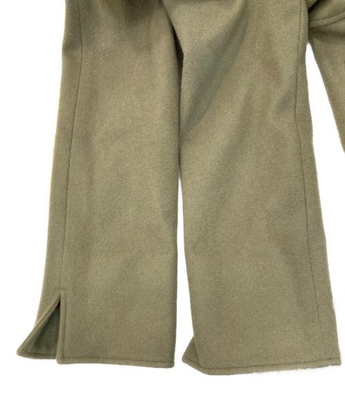 M'S GRACY（エムズグレイシー）M'S GRACY (エムズグレイシー) ノーカラー フラワーボタンベルト付きコート カーキ サイズ:40の古着・服飾アイテム