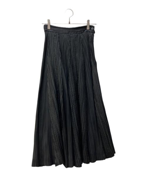 ISSEY MIYAKE（イッセイミヤケ）ISSEY MIYAKE (イッセイミヤケ) プリーツスカート ブラック サイズ:Ｍ　の古着・服飾アイテム