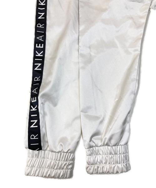 NIKE（ナイキ）NIKE (ナイキ) クロップドナイロンジャケット ホワイト サイズ:Lの古着・服飾アイテム