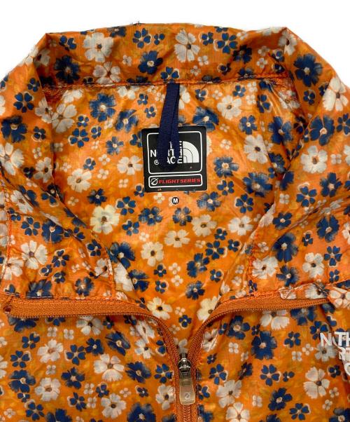 THE NORTH FACE（ザ ノース フェイス）THE NORTH FACE (ザ ノース フェイス) 花柄ナイロンジャケット オレンジ サイズ:Mの古着・服飾アイテム