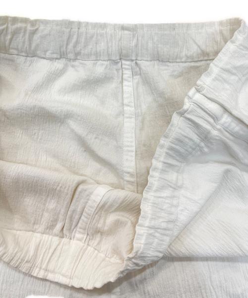 me ISSEY MIYAKE（ミーイッセイ ミヤケ）me ISSEY MIYAKE (ミーイッセイ ミヤケ) イージーパンツ ホワイト サイズ:サイズ表記無しの古着・服飾アイテム