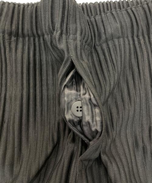 HOMME PLISSE ISSEY MIYAKE（オム プリッセ イッセイ ミヤケ）HOMME PLISSE ISSEY MIYAKE (オムプリッセ イッセイ ミヤケ) プリーツパンツ ブラック サイズ:1の古着・服飾アイテム