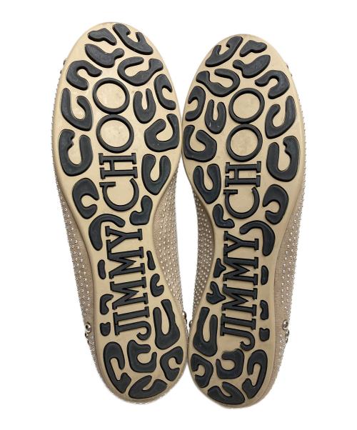 JIMMY CHOO（ジミーチュウ）JIMMY CHOO (ジミーチュウ) スタッズパンプス ベージュ サイズ:38 1/2の古着・服飾アイテム