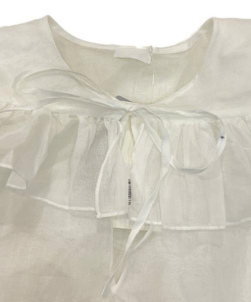 Heriter（エリテ）Heriter (エリテ) フリルカラーブラウス ホワイト サイズ:38 未使用品の古着・服飾アイテム