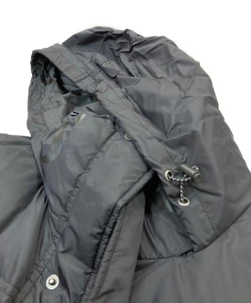 GUESS（ゲス）GUESS (ゲス) ダウンジャケット ブラック サイズ:Mの古着・服飾アイテム