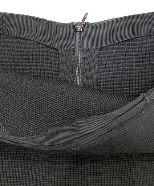 TOMORROW LAND（トゥモローランド）TOMORROW LAND (トゥモローランド) ウールポリエステルパールボタンスカート ブラック サイズ:36の古着・服飾アイテム