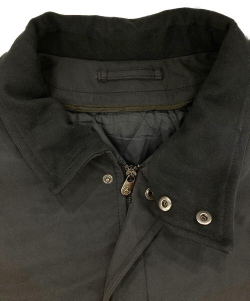 ARMANI COLLEZIONI（アルマーニ コレツィオーニ）ARMANI COLLEZIONI (アルマーニ コレツィオーニ) ジップアップスタンドカラーコート ブラック サイズ:50の古着・服飾アイテム