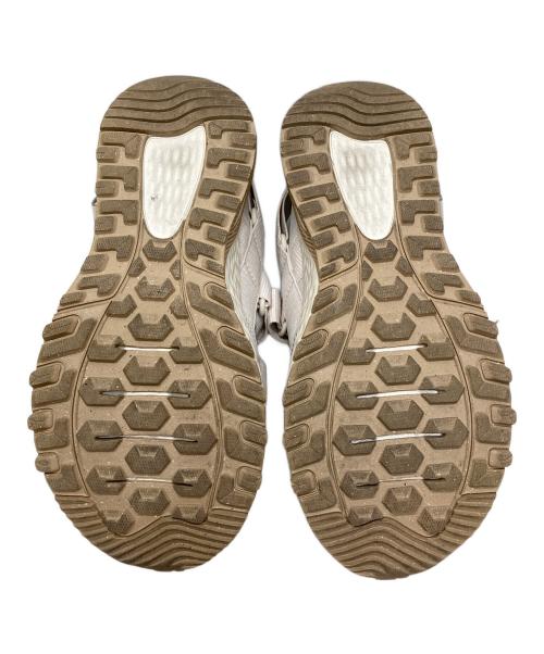 NEW BALANCE（ニューバランス）NEW BALANCE (ニューバランス) FRESH FORM UA710 ベージュ サイズ:24.5の古着・服飾アイテム