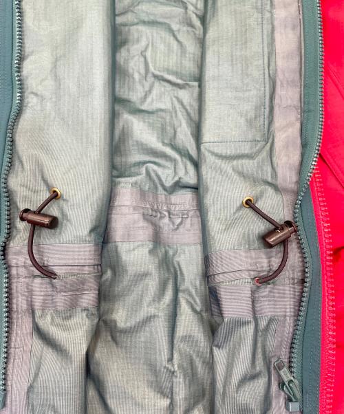 L.L.Bean（エルエルビーン マウンテンパーカー）L.L.Bean (エルエルビーン) マウンテンパーカー レッド サイズ:Lの古着・服飾アイテム