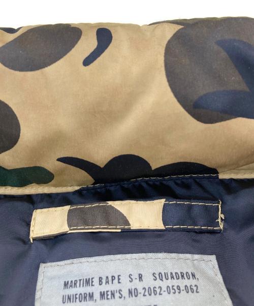 A BATHING APE（ア ベイシング エイプ）A BATHING APE (ア ベイシング エイプ) ユーティリティカモフラダウンベスト カーキ サイズ:Mの古着・服飾アイテム