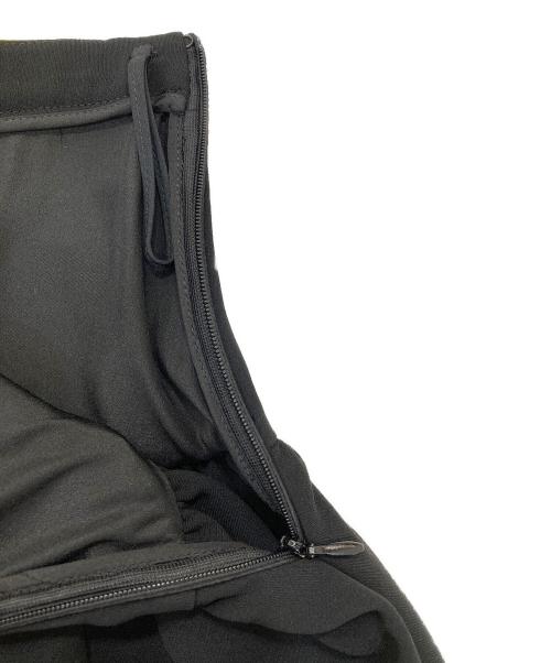 MIU MIU（ミュウミュウ）MIU MIU (ミュウミュウ) フレアスカート ブラック サイズ:36の古着・服飾アイテム