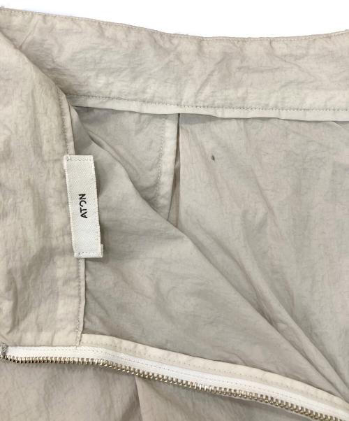 ATON（エイトン）ATON (エイトン) HAND DYE NYLON スカート アイボリー サイズ:SIZE 1の古着・服飾アイテム