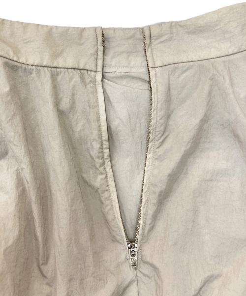 ATON（エイトン）ATON (エイトン) HAND DYE NYLON スカート アイボリー サイズ:SIZE 1の古着・服飾アイテム
