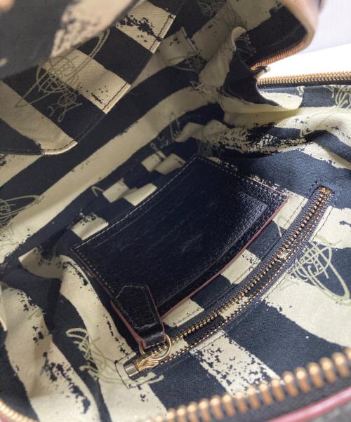 Vivienne Westwood（ヴィヴィアンウエストウッド）Vivienne Westwood (ヴィヴィアンウエストウッド) EXECUTIVE ミニリュック ブラックの古着・服飾アイテム