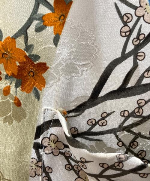 MAKANA LEI（マカナレイ）MAKANA LEI (マカナレイ) 和柄シルクシャツ ベージュ サイズ:Lの古着・服飾アイテム