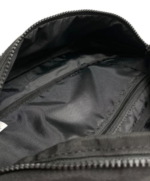 FENDER（フェンダー）FENDER (フェンダー) ボディーバッグ ブラックの古着・服飾アイテム