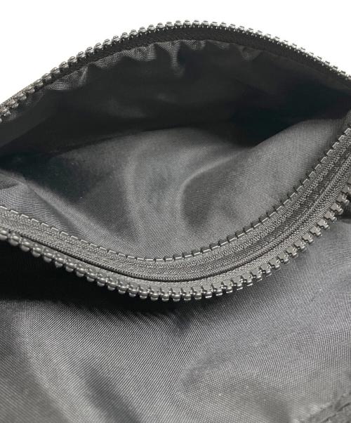 FENDER（フェンダー）FENDER (フェンダー) ボディーバッグ ブラックの古着・服飾アイテム