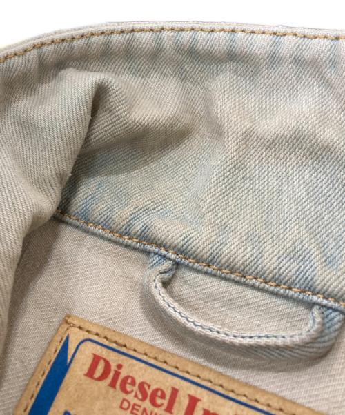 DIESEL（ディーゼル）DIESEL (ディーゼル) PR-D-BARCY-TOF2 ベージュ サイズ:Mの古着・服飾アイテム