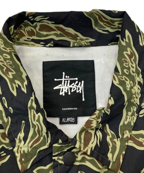stussy（ステューシー）stussy (ステューシー) タイガーカモコーチジャケット カーキ サイズ:XLの古着・服飾アイテム