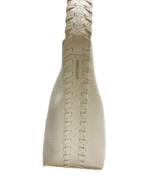 ADD CULUMN（アドカラム）ADD CULUMN (アドカラム) TURN-ONE SHLD S ホワイト サイズ:Free 未使用品の古着・服飾アイテム