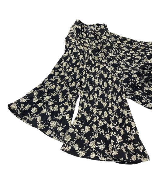 JOURNAL STANDARD relume（ジャーナルスタンダード レリューム）JOURNAL STANDARD relume (ジャーナルスタンダード レリューム) マジョリカプリーツフラワーワンピース ブラック サイズ:Ｆの古着・服飾アイテム