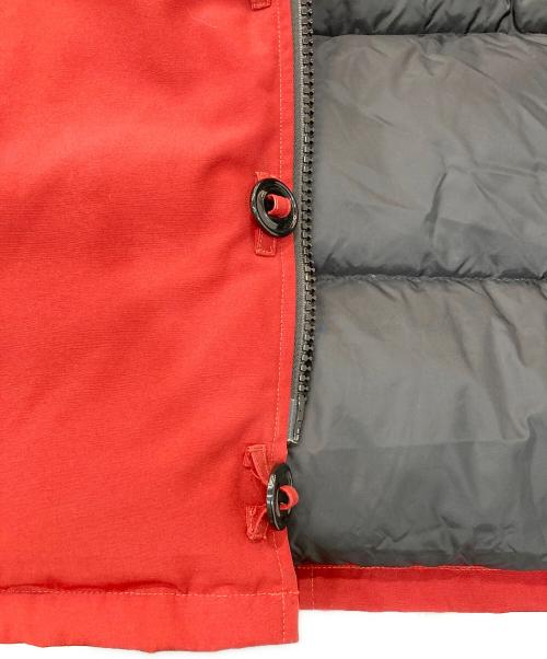 CANADA GOOSE（カナダグース）CANADA GOOSE (カナダグース) ダウンジャケット レッド サイズ:Mの古着・服飾アイテム