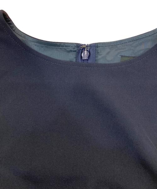 green label relaxing（グリーンレーベルリラクシング）green label relaxing (グリーンレーベルリラクシング) パウドレ プリーツ ワンピース ネイビー サイズ:38 未使用品の古着・服飾アイテム