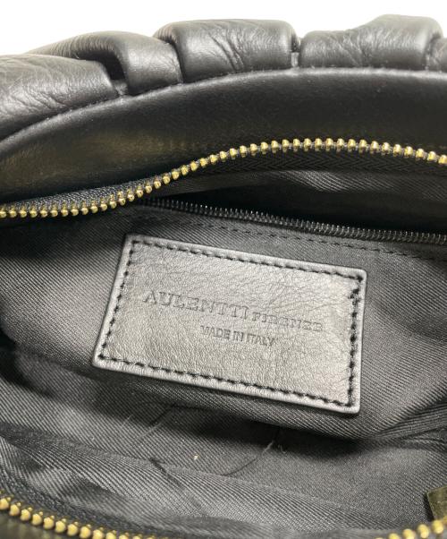 AULENTTI（オウレンティ）AULENTTI (オウレンティ) ワンハンドル2WAYレザーバッグ ブラックの古着・服飾アイテム