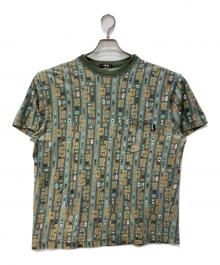 stussy（ステューシー）の古着「総柄Tシャツ」｜カーキ